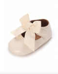 βρεφικά παπουτσάκια, μπεζ παπουτσάκια, κοριτσίστικα παπούτσια, παπούτσια για βάπτιση, κομψά βρεφικά παπούτσια, παπούτσια για ειδικές περιστάσεις, λουστραρισμένα παπούτσια, παπούτσια με φιόγκο