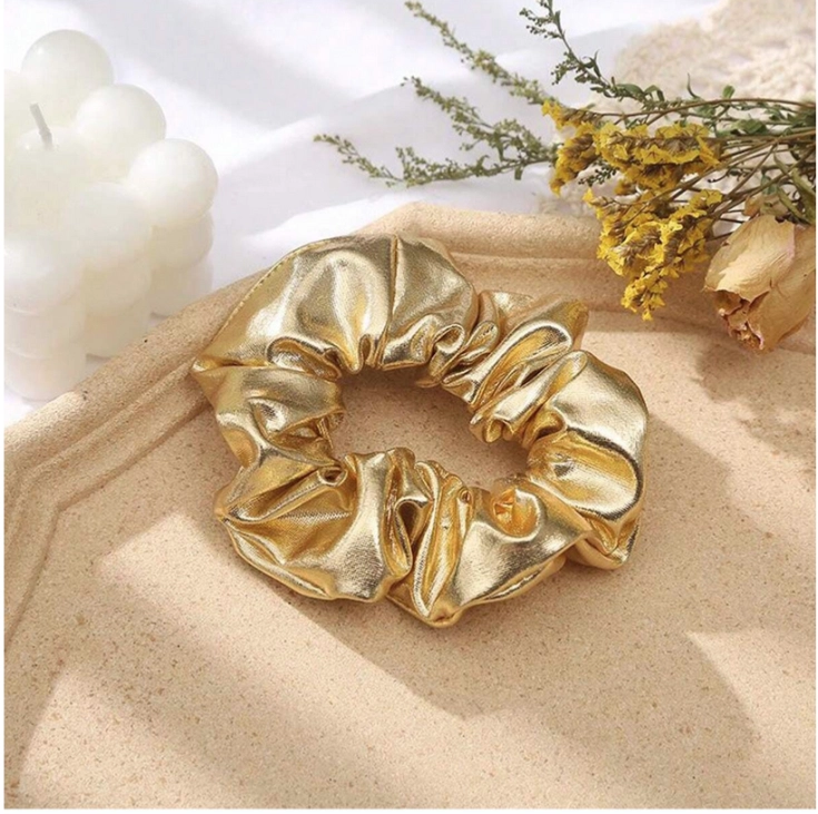 scrunchie για κορίτσια, χρυσό αξεσουάρ μαλλιών, κομψό scrunchie, δώρο για κορίτσια, μοδάτο αξεσουάρ, αξεσουάρ με λάμψη, κοριτσίστικο αξεσουάρ μαλλιών, λάτρεις της μόδας